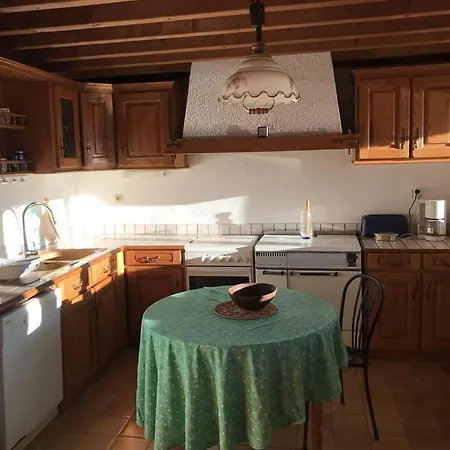 Ferme * Saint-Hilaire-Cusson-la-Valmitte